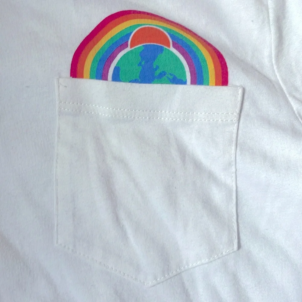 Old Navy Short Sleeve Softest Tee with rainbow and world decal over pocket